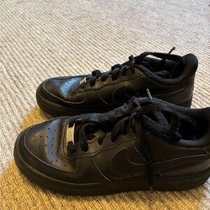 Nike Kids Black Sneakers